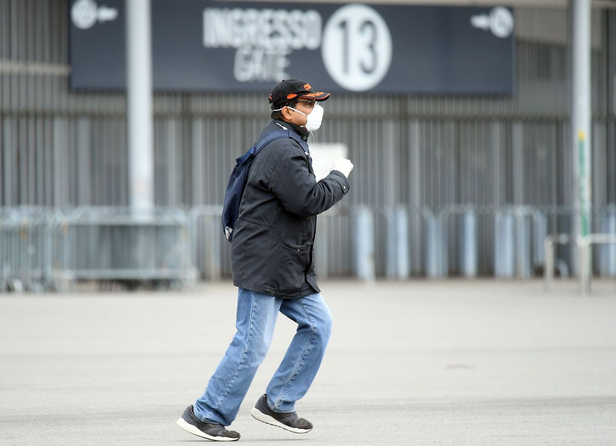 El Pais publică o dezbatere de proporții: cu sau fără mască? Soluția extremă adoptată de Coreea de Sud, cum s-au înspăimântat chinezii în Italia + ce capcană acuză Europa