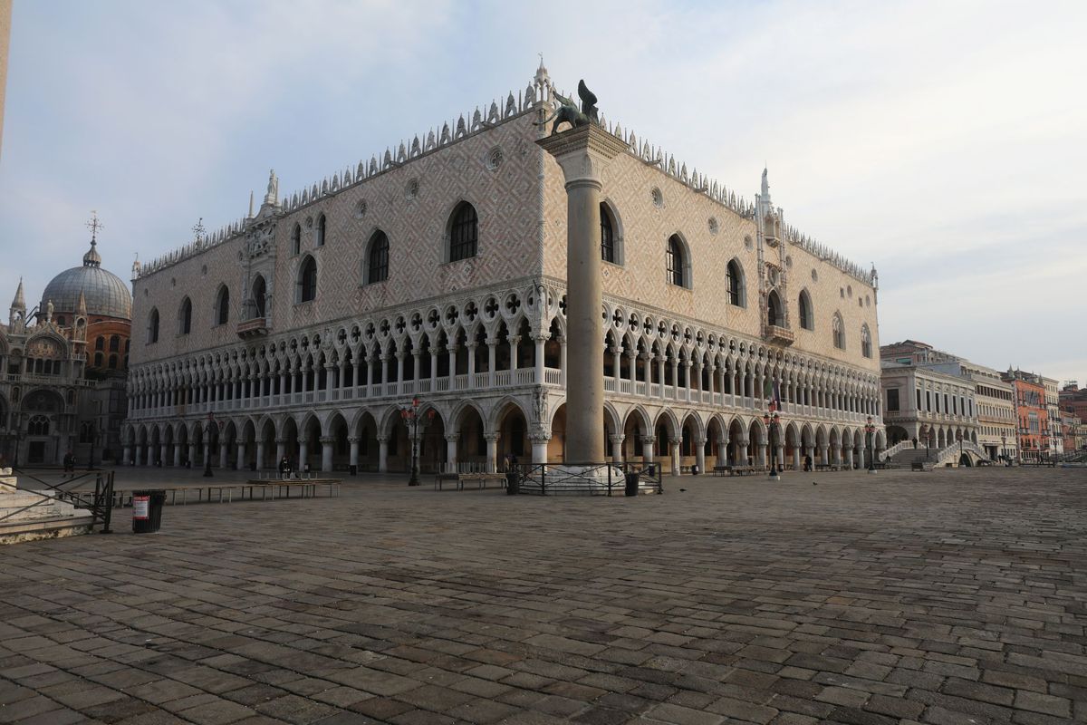 CORONAVIRUS. Propagandă sau realitate? China atacă SUA din cauza COVID-19: „Armata americană a adus virusul în Wuhan!”