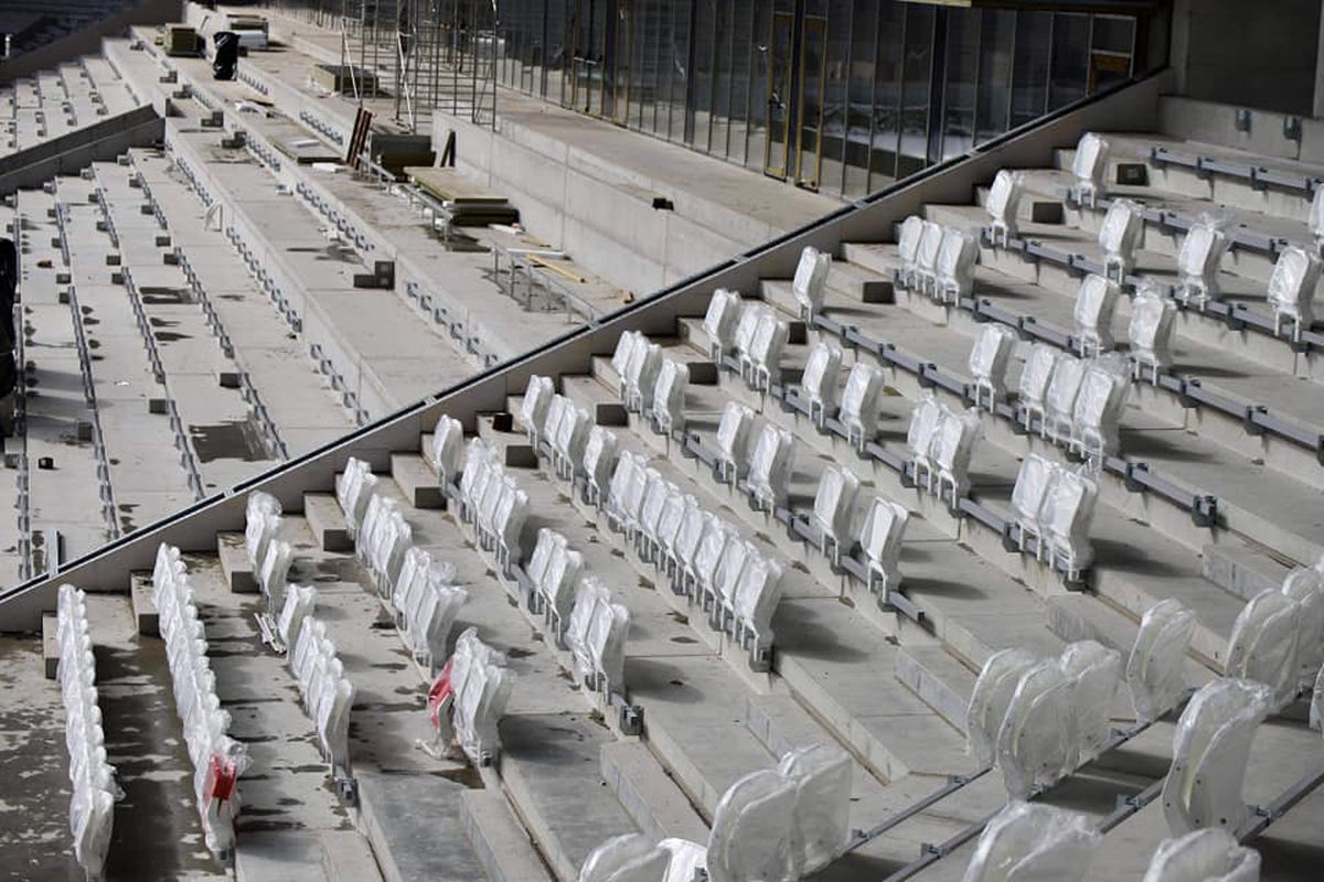 FOTO Noul stadion al lui Sepsi prinde contur » A început montarea scaunelor