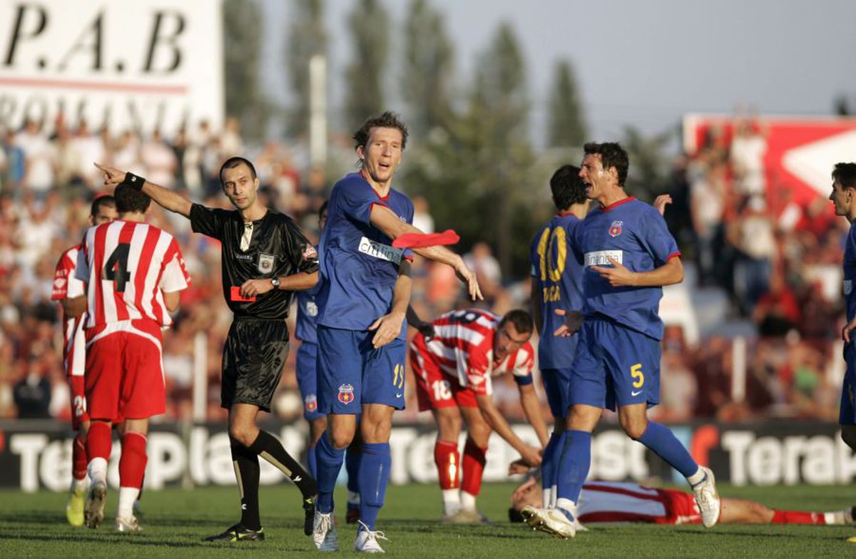 FOTO El e singurul „supraviețuitor” de la ultimul meci UTA - FCSB jucat la Arad » Cum arătau echipele atunci