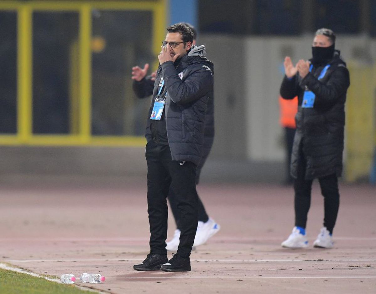 Gaz Metan - Craiova 0-2. Marinos Ouzounidis așteaptă întăririle: „Cu ei am avea mai multe soluții”
