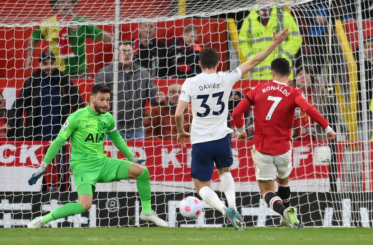 Manchester United - Tottenham 3-2. Cristiano Ronaldo a devenit cel mai bun marcator din istoria fotbalului! Hattrick pentru portughez