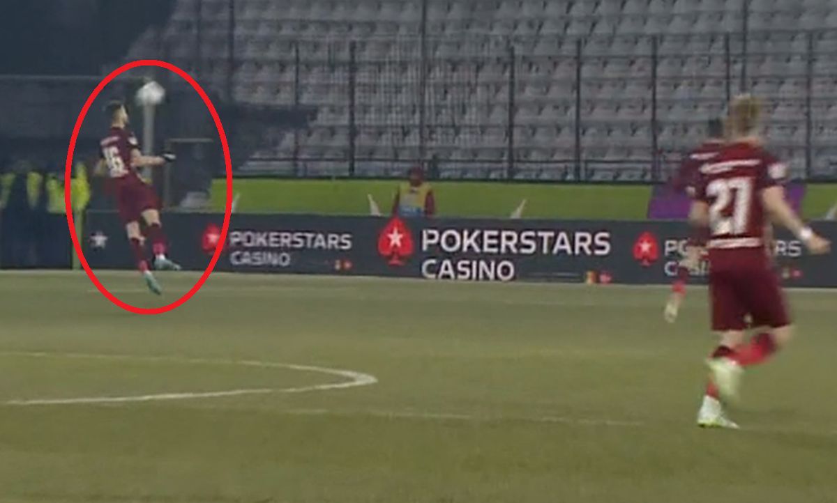 Eroare monumentală în apărarea lui CFR Cluj » Rar vezi așa ceva!