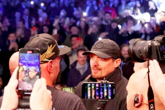 Tyson Fury (34 de ani) și Oleksandr Usyk (36 de ani) au bătut palma pentru lupta momentului în boxul mondial, cea pentru unificarea titlurilor la categoria grea. / FOTO: GettyImages