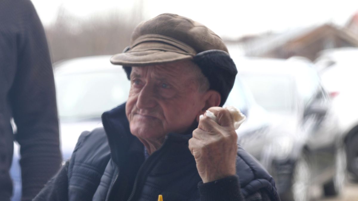 Familia lui Valentin Mihăilă are o echipă în liga a cincea din Dâmbovița » Buffon cu muștar și grataragiul Nelu: „De aici nu pleacă nimeni nepăcălit!”