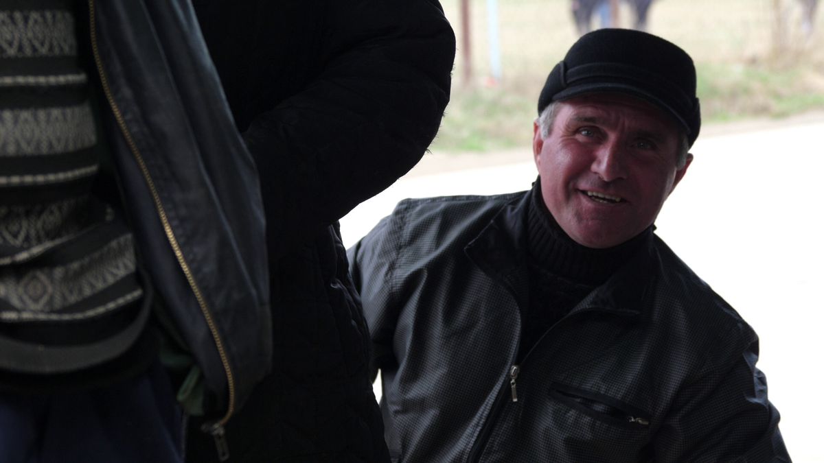 Familia lui Valentin Mihăilă are o echipă în liga a cincea din Dâmbovița » Buffon cu muștar și grataragiul Nelu: „De aici nu pleacă nimeni nepăcălit!”