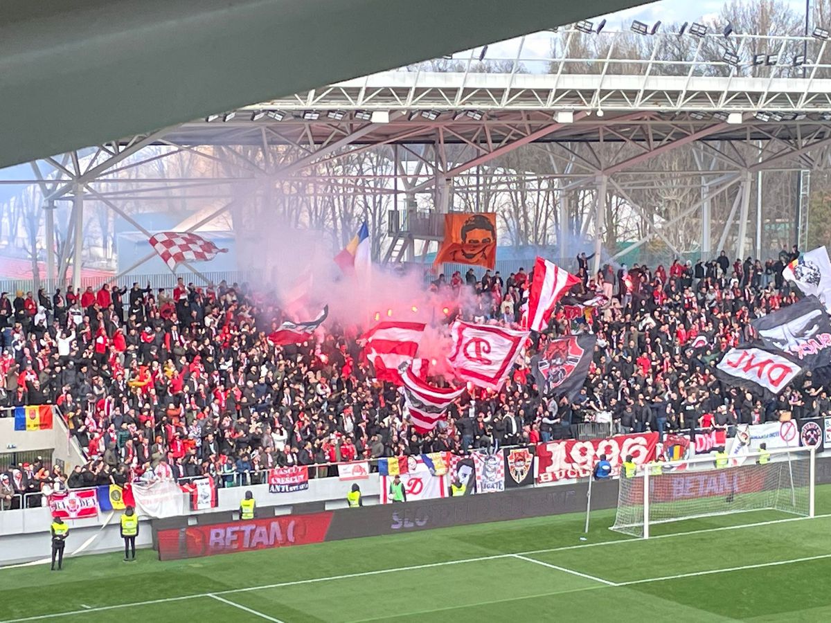 Două prezențe surpriză pe „Arcul de Triumf” » Cine a venit să o susțină pe Dinamo