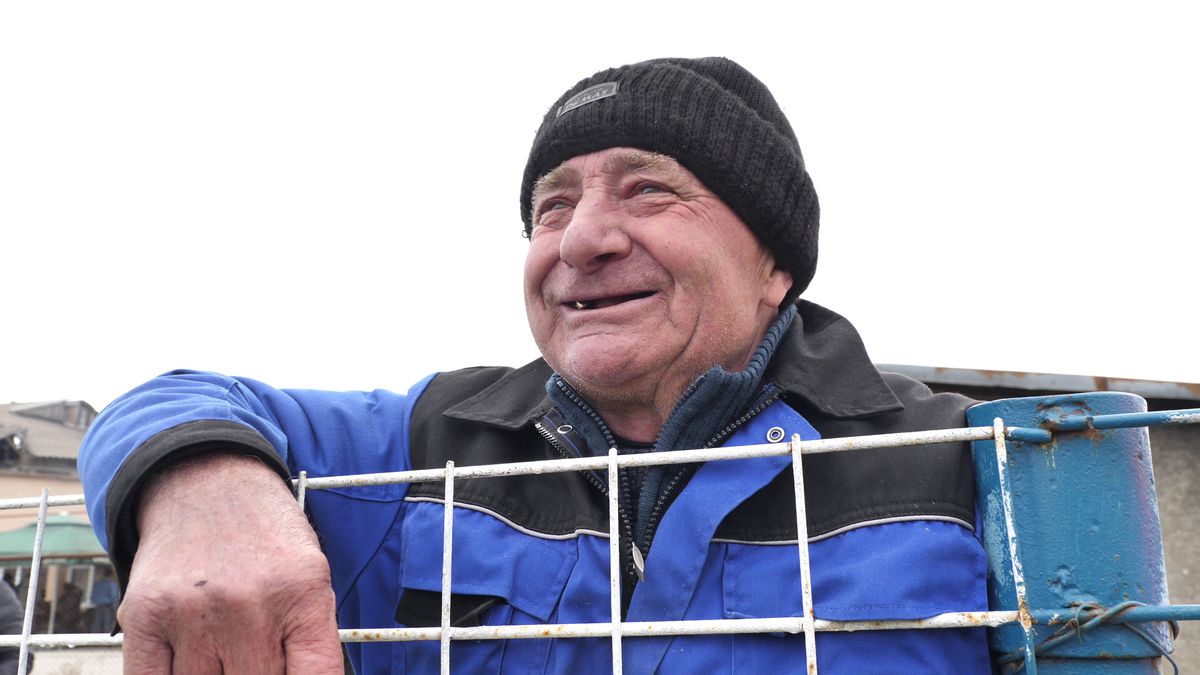 Familia lui Valentin Mihăilă are o echipă în liga a cincea din Dâmbovița » Buffon cu muștar și grataragiul Nelu: „De aici nu pleacă nimeni nepăcălit!”