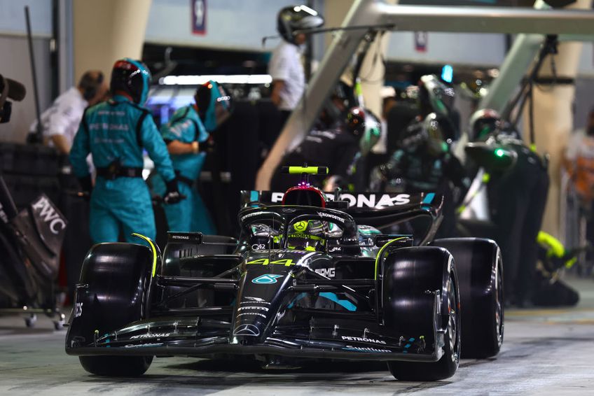 Marele Premiu din Bahrain a scos la iveală și problemele unor nume ca Mercedes-AMG Petronas, Scuderia Ferrari sau McLaren. Prin urmare, cei de la Mercedes au postat o scrisoare adresată fanilor.