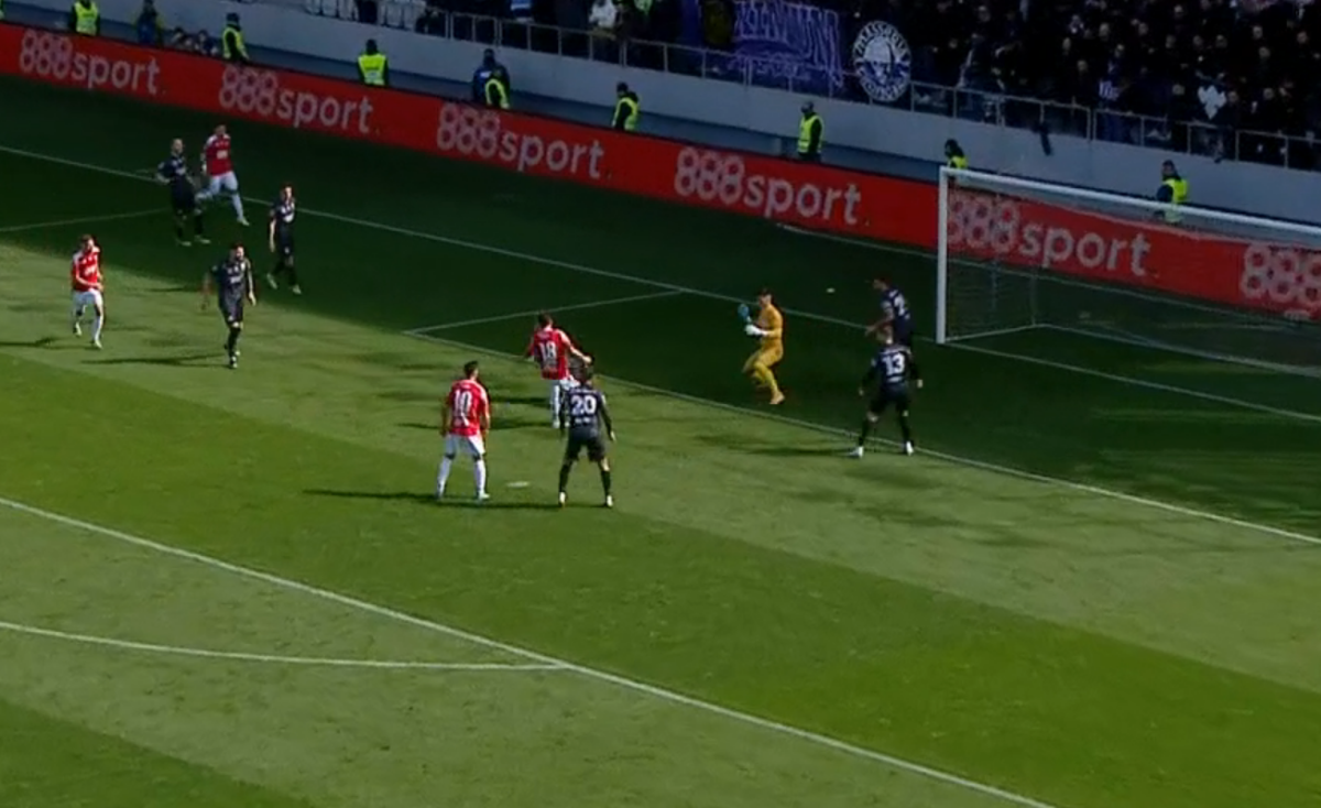 Greșeli uluitoare în Dinamo - Poli Timișoara » Cum s-a deschis scorul pe „Arcul de Triumf”