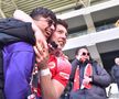 Bucuria fanilor și jucătorilor lui Dinamo după calificarea în play-off // FOTO: Cristi Preda