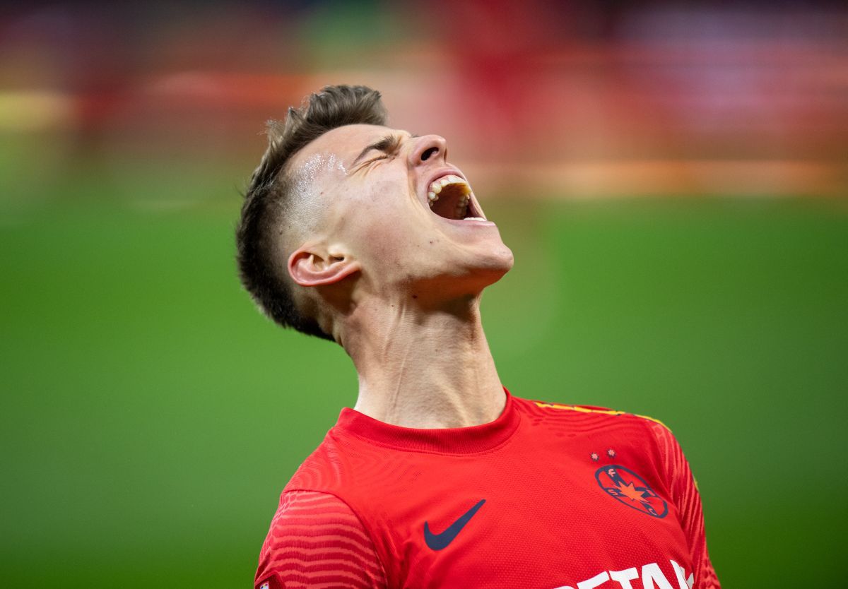 O gafă imensă a decis meciul FCSB - Sepsi! Cum a ajuns Tavi Popescu singur în fața porții goale