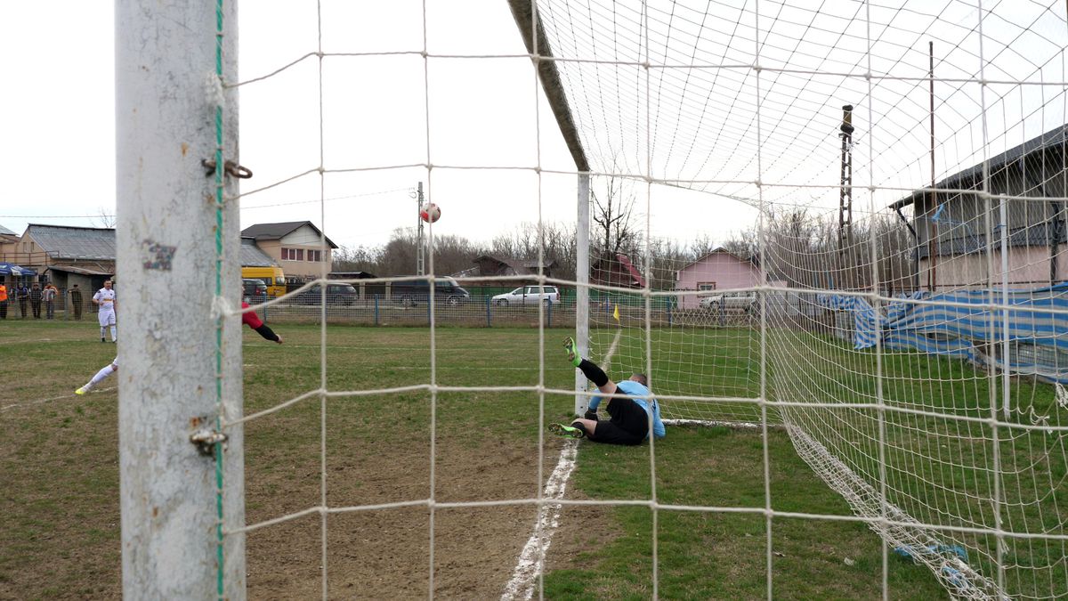 Familia lui Valentin Mihăilă are o echipă în liga a cincea din Dâmbovița » Buffon cu muștar și grataragiul Nelu: „De aici nu pleacă nimeni nepăcălit!”