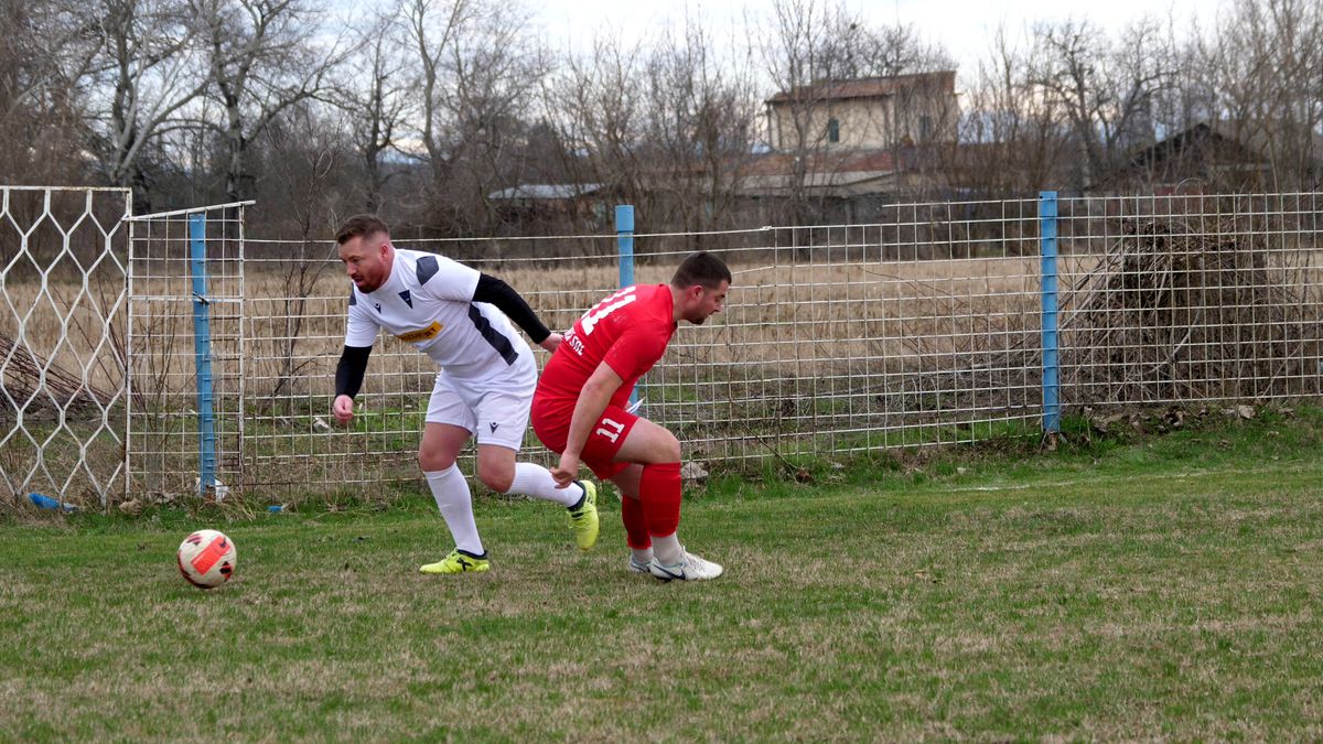 Familia lui Valentin Mihăilă are o echipă în liga a cincea din Dâmbovița » Buffon cu muștar și grataragiul Nelu: „De aici nu pleacă nimeni nepăcălit!”