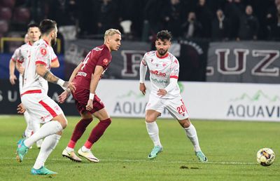 Poveste amuzantă cu fotbalistul lui Dinamo: „Mă deranja becul de la nocturnă. Am dat unde am văzut roșu” :D