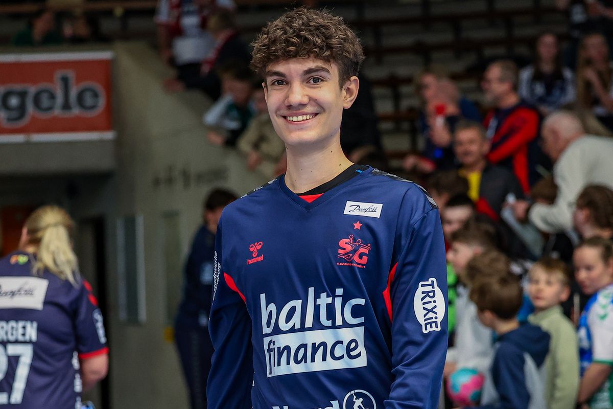 Un tânăr român a fost pe listă la un meci din campionatul Germaniei la doar 17 ani » A fost rezerva triplului campion mondial