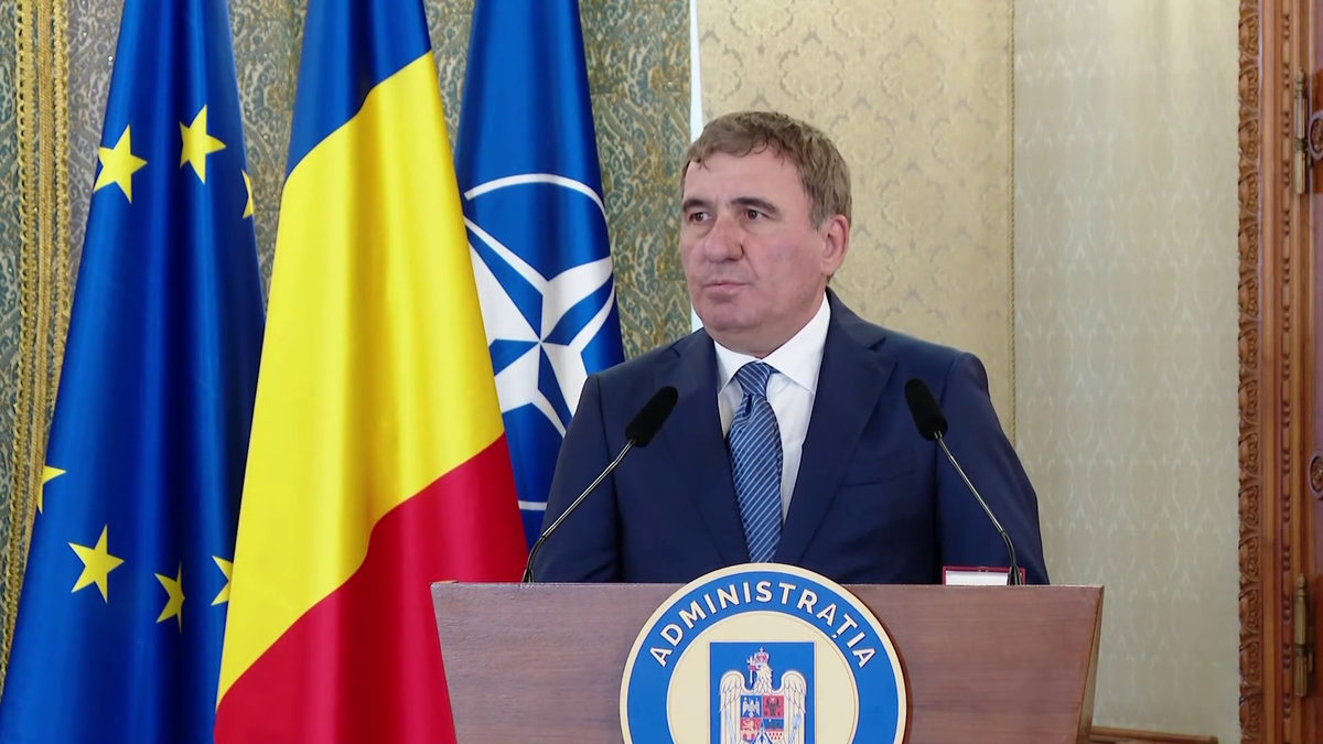 Elena Hagi a strălucit la Palatul Cotroceni » Cum a fost surprinsă soția lui Ianis la decorarea „Regelui”