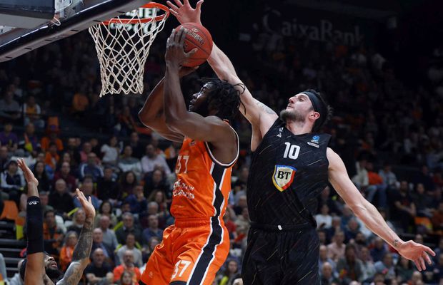 U-BT Cluj-Napoca, eliminată în „sferturile” EuroCup » Valencia Basket, prea puternică pentru alb-negri