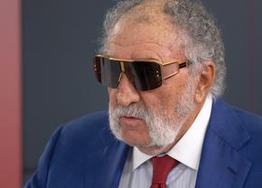 Ion Țiriac e Top Gun: „Mi-am cumpărat un avion care aterizează în curte la mine” » Testele spectaculoase pe care le face și de ce nu pilotează niciodată elicopterul pe care-l deține