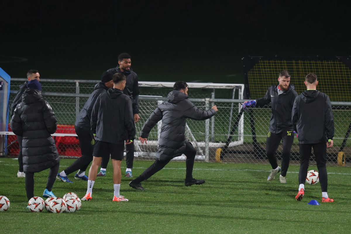 Antrenament oficial FCSB la Lyon