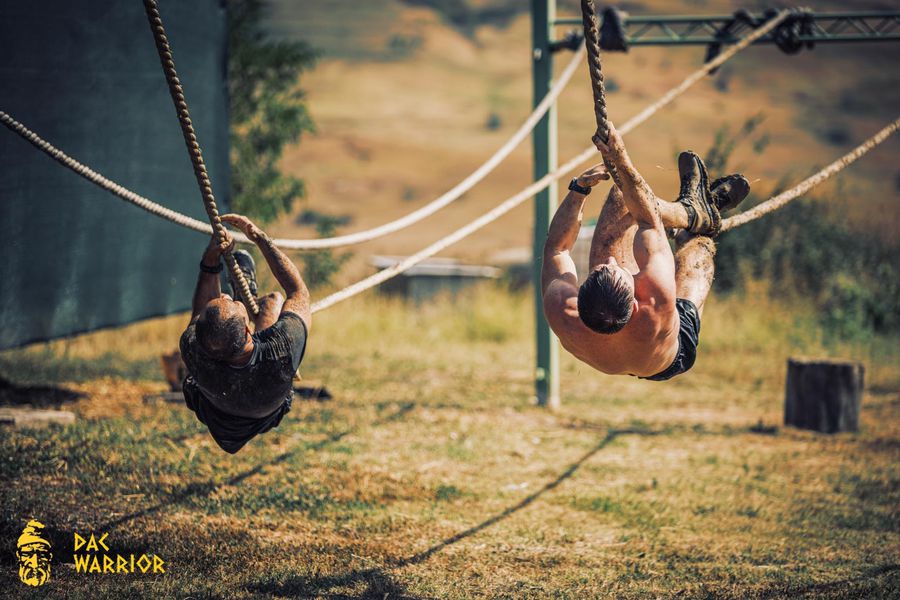 Probe tari la Dac Warrior 2025. Competiția cu obstacole care îți testează limitele