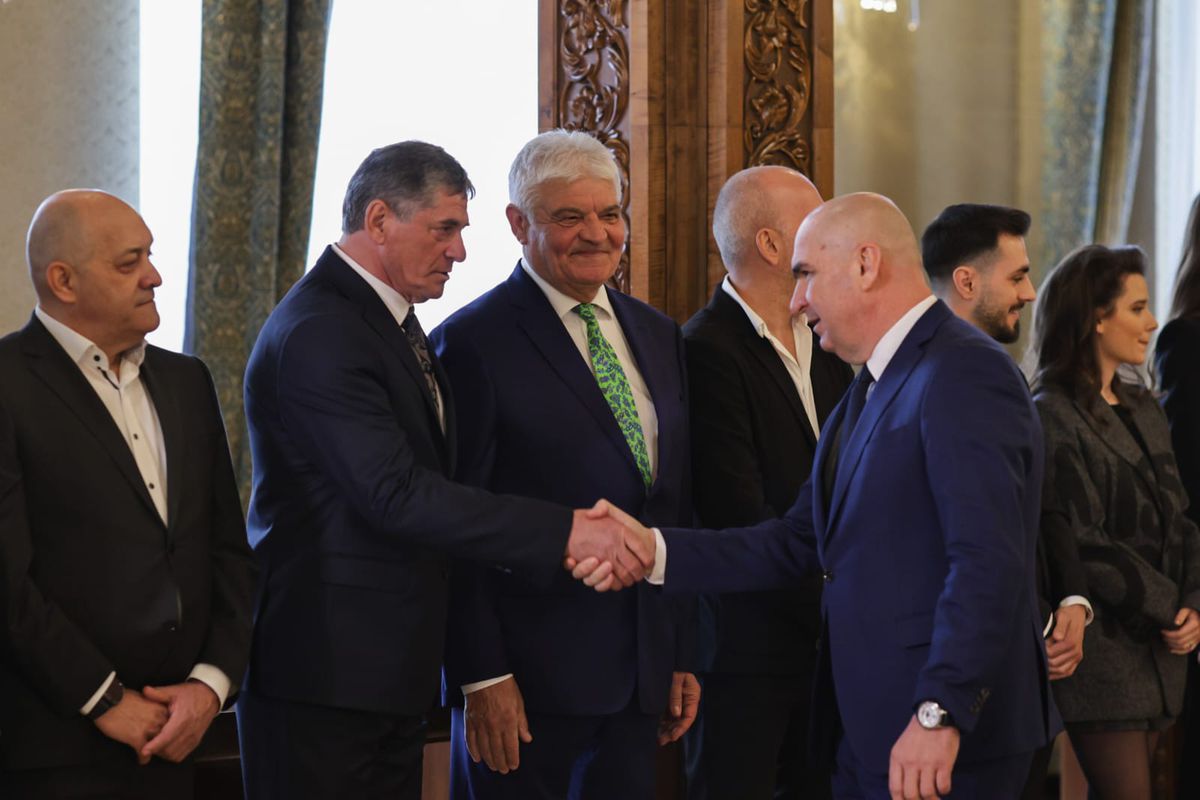 Gică Hagi, discurs printre lacrimi la Cotroceni: „Am muncit 50 de ani pentru acest moment”