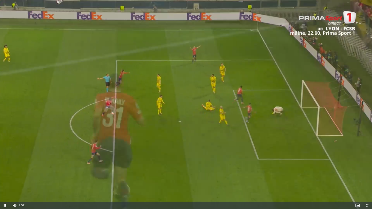 Golul primit de Kobel în Lille - Dortmund