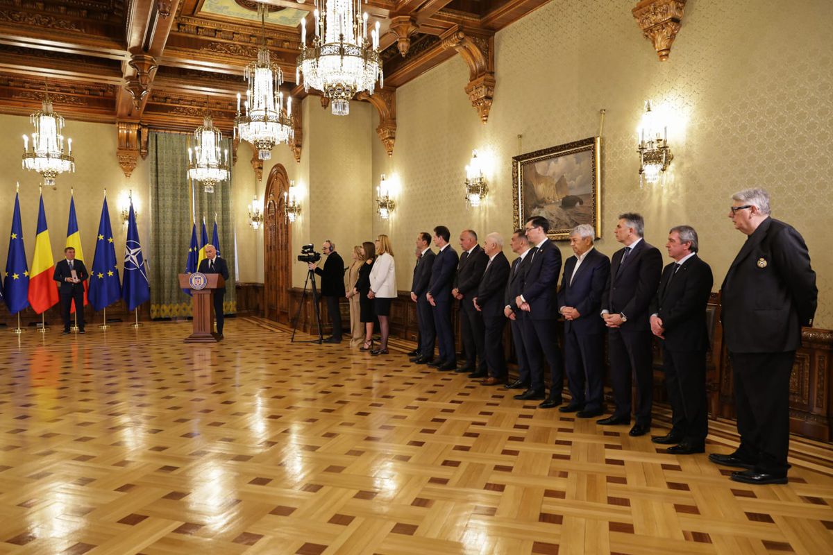 Gică Hagi, decorat la Cotroceni. FOTO: Vlad Chirea (Libertatea)