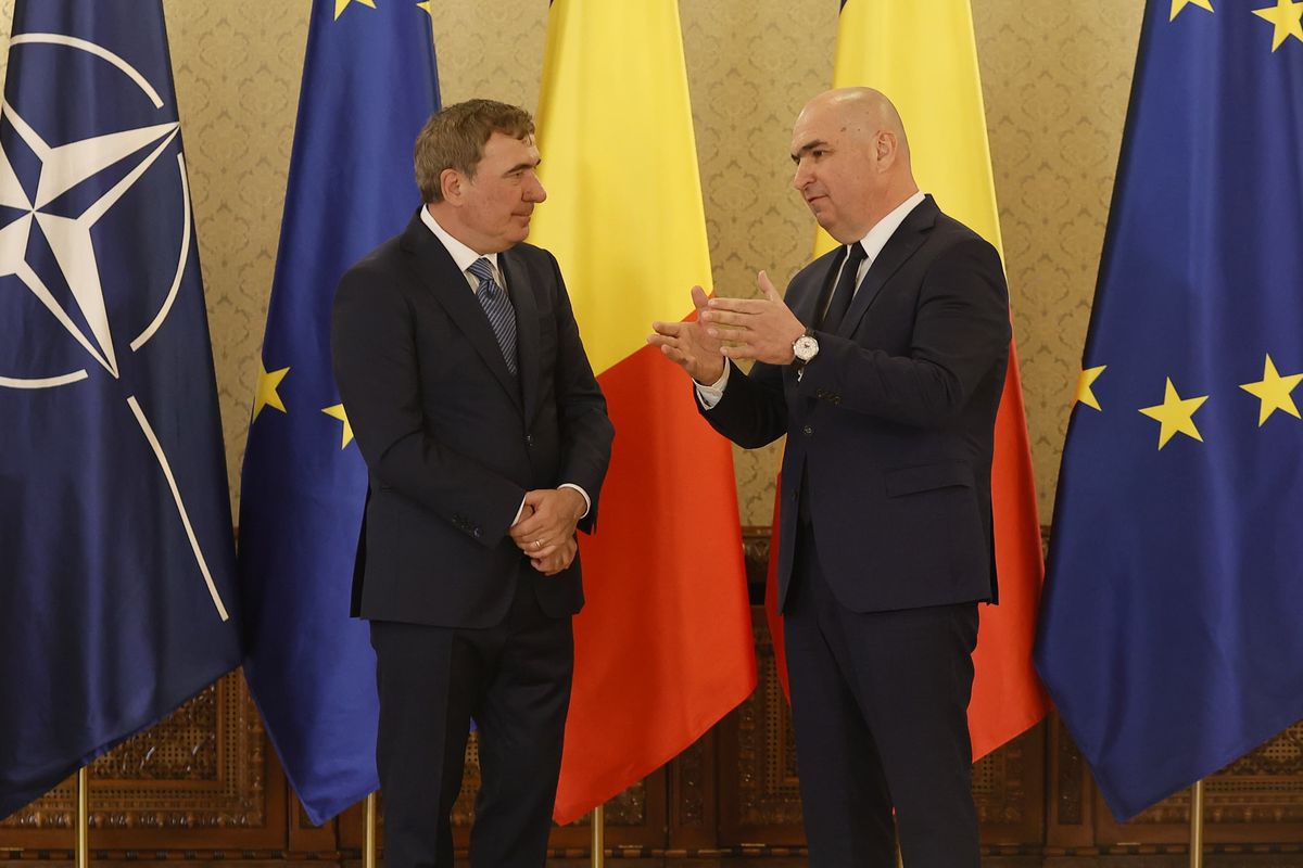 Gică Hagi, decorat cu Ordinul Național „Steaua României”. FOTO: Cristi Preda