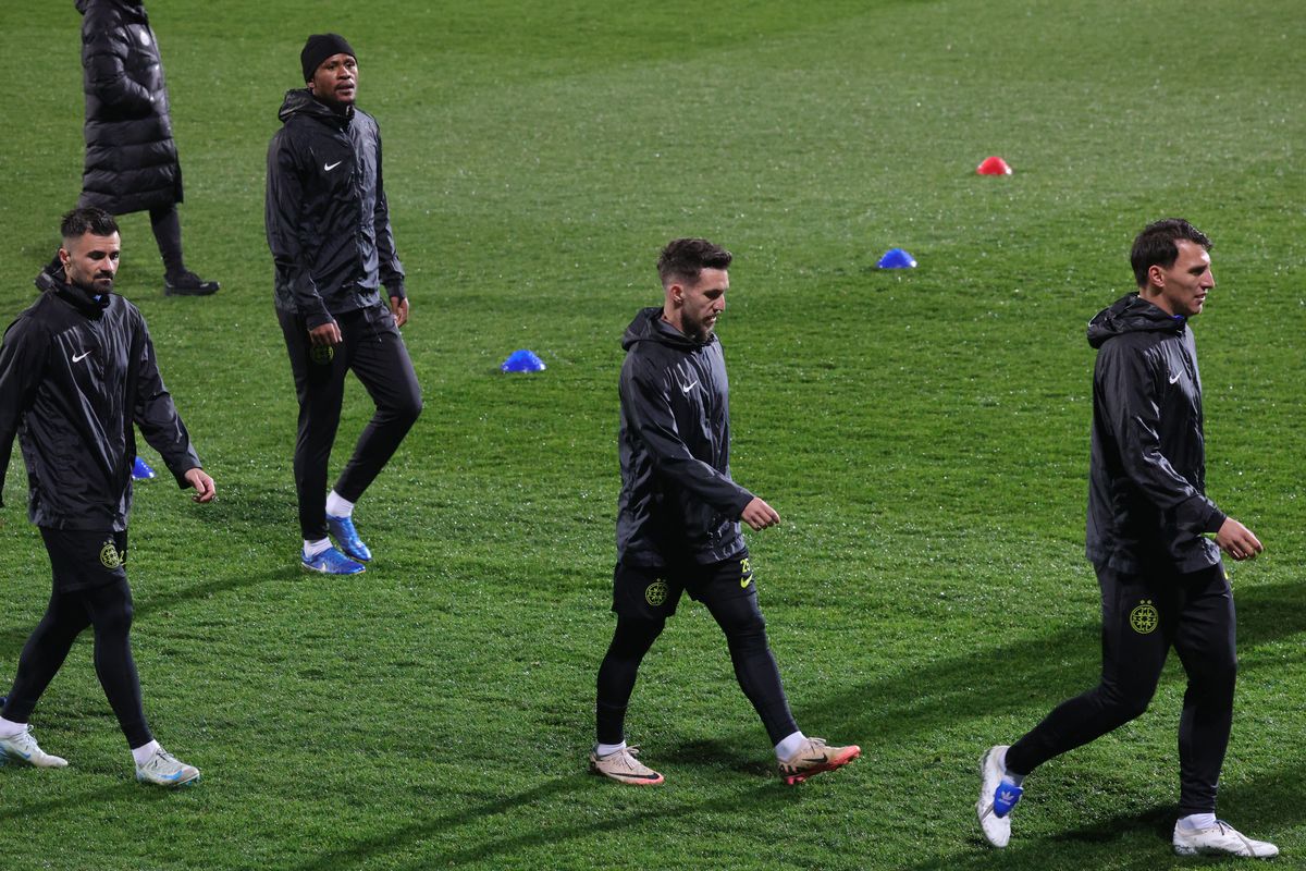 3 detalii de la antrenamentul celor de la FCSB » Schimbarea unui titular în doar 12 ore