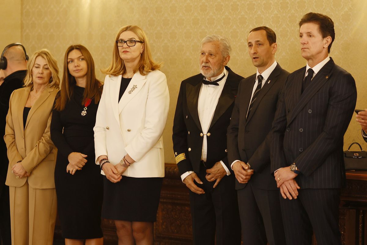 Simona Halep, apariție rară, la ceremonia lui Gică Hagi » Detaliul interesant remarcat la fosta campioană