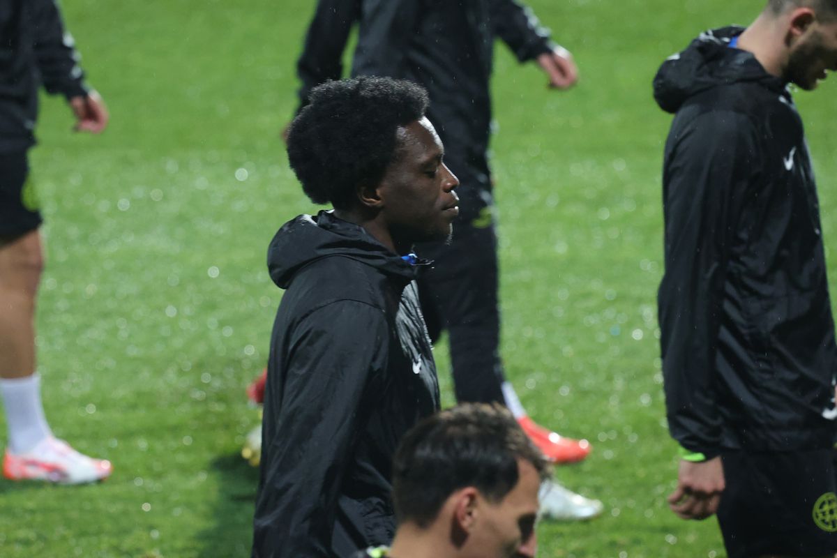 3 detalii de la antrenamentul celor de la FCSB » Schimbarea unui titular în doar 12 ore