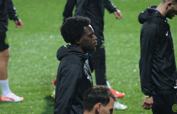 3 detalii de la antrenamentul celor de la FCSB » Schimbarea unui titular în doar 12 ore