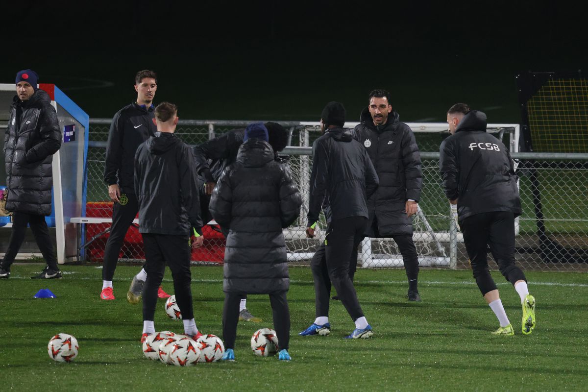 Antrenament oficial FCSB la Lyon