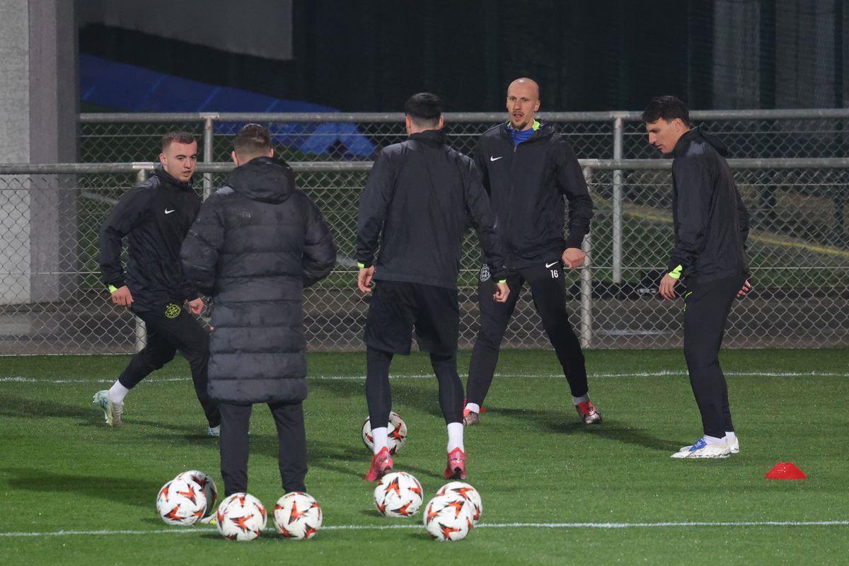 Antrenament oficial FCSB la Lyon