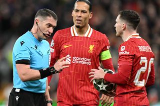 Nota primită de Istvan Kovacs în L'Equipe » Cât i-au dat englezii + Laude din Spania: „Arbitru top”