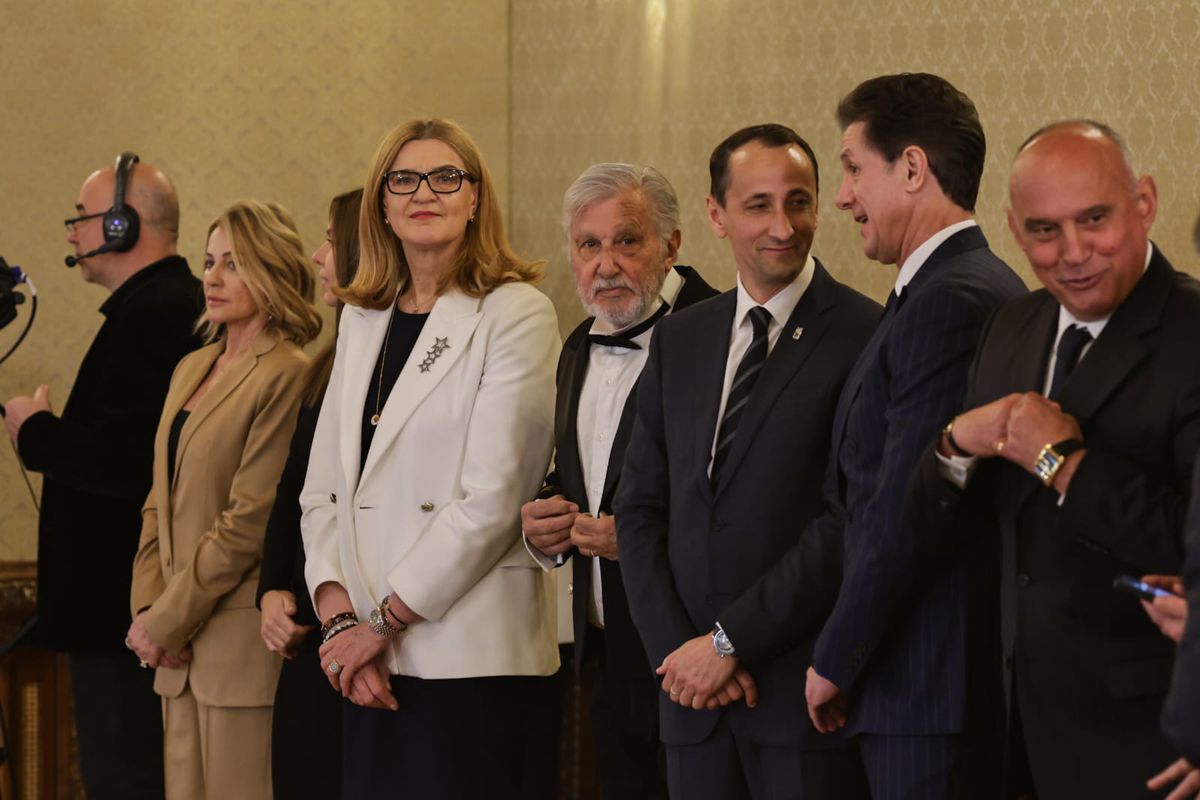 Gică Hagi, discurs printre lacrimi la Cotroceni: „Am muncit 50 de ani pentru acest moment”