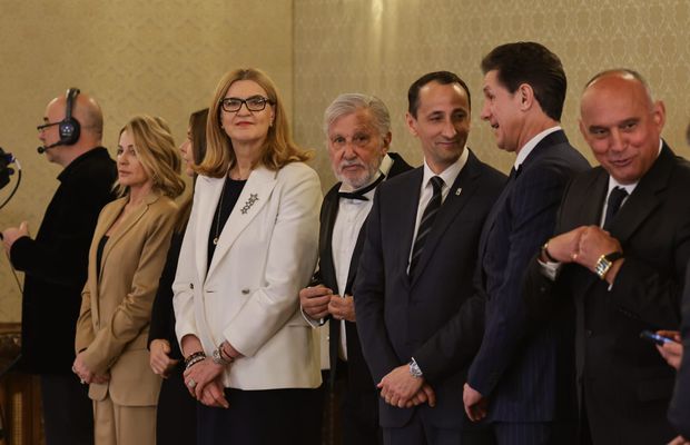 Sportivi imenși ai României au fost prezenți la decorarea lui Gică Hagi la Cotroceni » Burleanu, Iorgulescu și Lucescu nu au lipsit