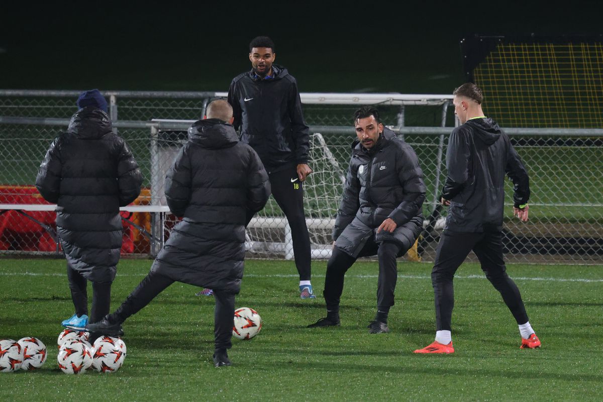 Antrenament oficial FCSB la Lyon