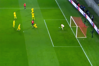 Gafă imensă în Lille - Dortmund! » Portarul și-a trădat echipa într-un mod absolut comic