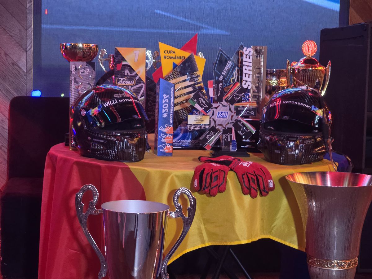 Prima echipă complet românească din GT4 și-a prezentat mașina pentru 2025 într-un club din București » Cum arată modelul BMW M4 GT4 EVO