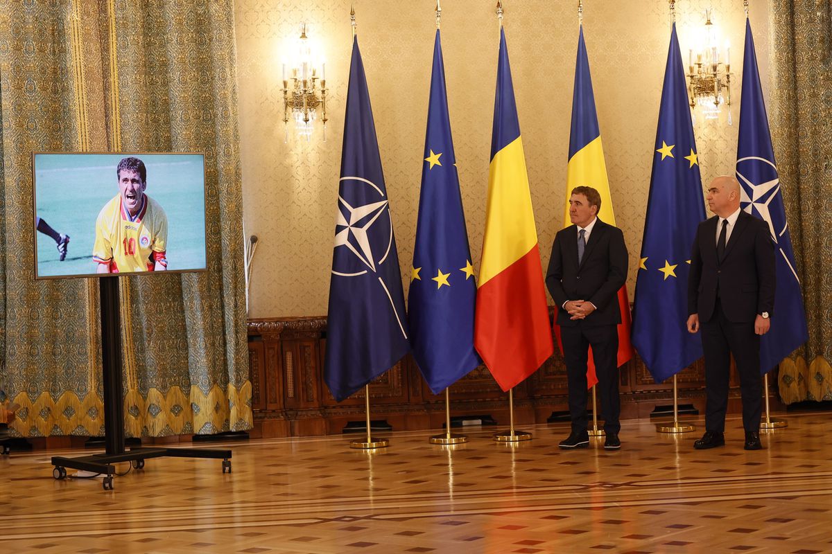 Simona Halep, apariție rară, la ceremonia lui Gică Hagi » Detaliul interesant remarcat la fosta campioană