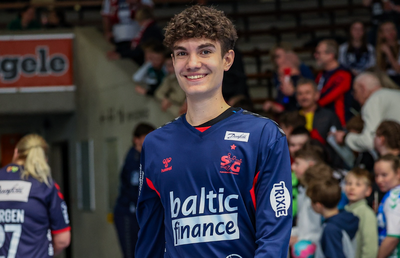 Un jucător de 18 ani care evoluează în Bundesliga va debuta pentru România la „Trofeul Carpați”