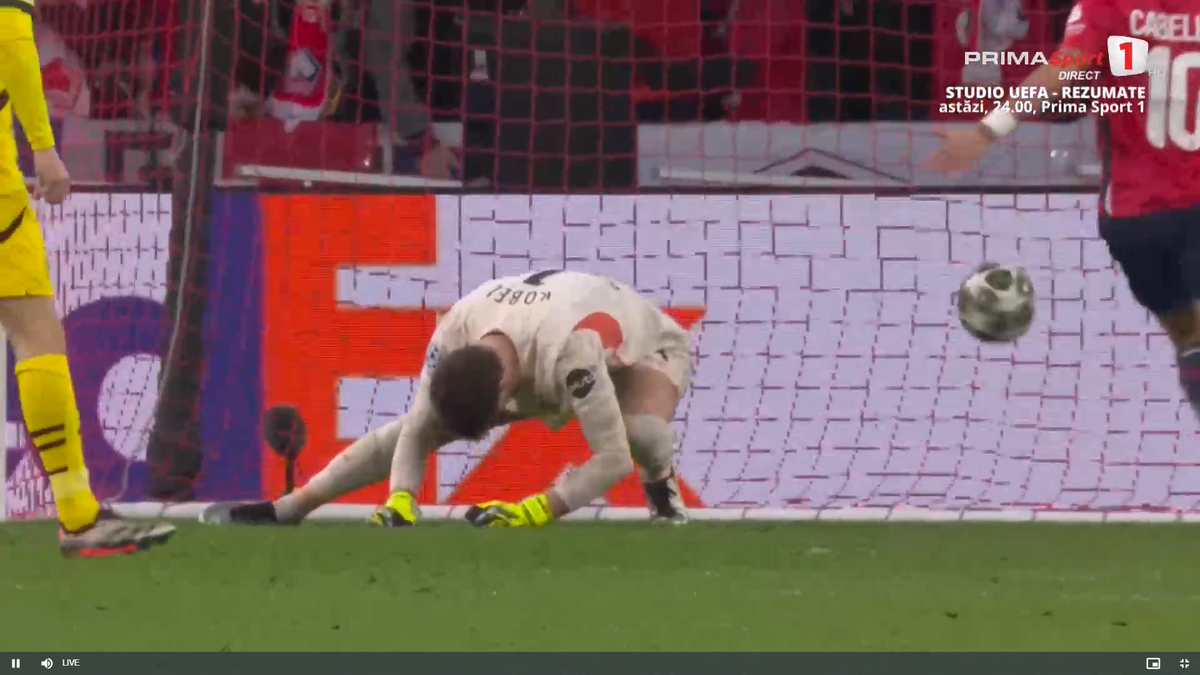 Golul primit de Kobel în Lille - Dortmund