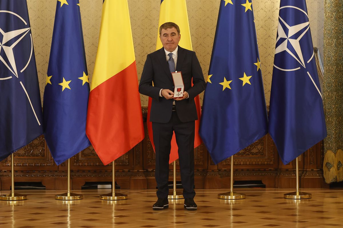 Simona Halep, apariție rară, la ceremonia lui Gică Hagi » Detaliul interesant remarcat la fosta campioană