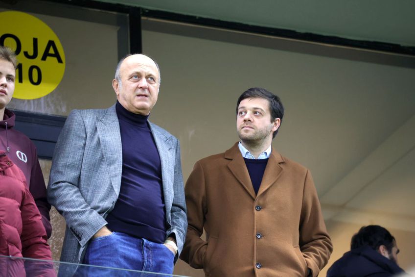 Dan Șucu și Victor Angelescu, acționarii lui Rapid, la derby-ul cu FCSB din sezonul regular, foto: Ionuț Iordache