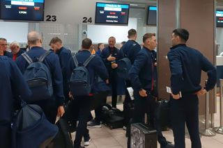 Peripeții pentru FCSB, la întoarcerea de la Lyon: un jucător s-a rătăcit în aeroport și tot lotul a avut de suferit