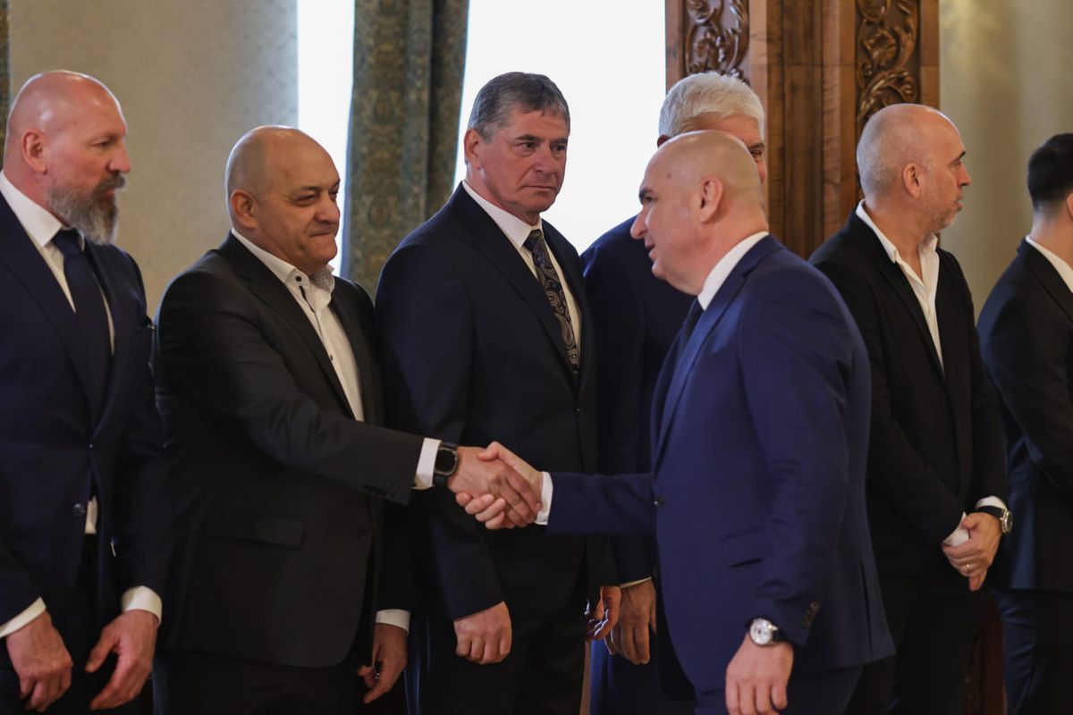 Gică Hagi, discurs printre lacrimi la Cotroceni: „Am muncit 50 de ani pentru acest moment”