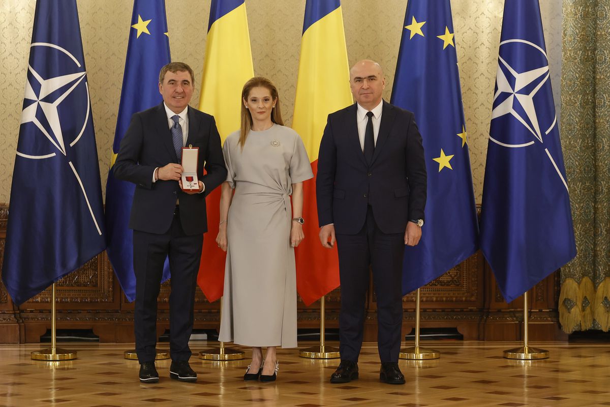 Simona Halep, apariție rară, la ceremonia lui Gică Hagi » Detaliul interesant remarcat la fosta campioană