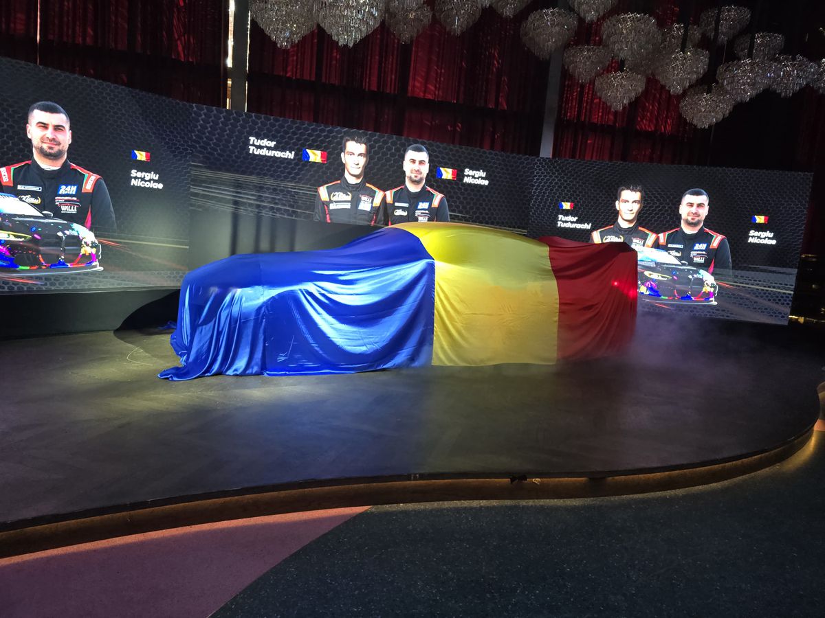 Prima echipă complet românească din GT4 și-a prezentat mașina pentru 2025 într-un club din București » Cum arată modelul BMW M4 GT4 EVO